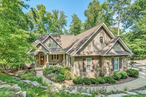 1617 Walnut Run Dr, Hardy, VA 24101