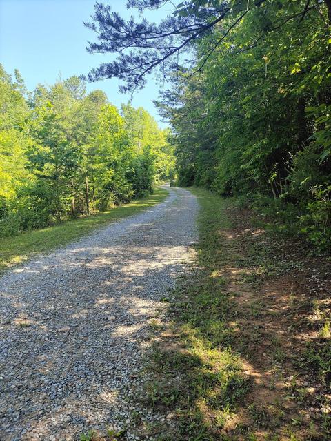 405 Pathfinder Dr, Henry, VA 24102 photo 17