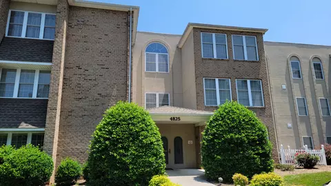 4825 Glen Ivy Ln SW #209, Roanoke, VA 24018