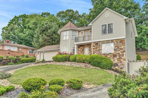 2548 Maycrest St NW, Roanoke, VA 24012
