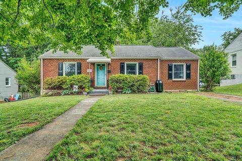 1817 Fareham Rd SW, Roanoke, VA 24015