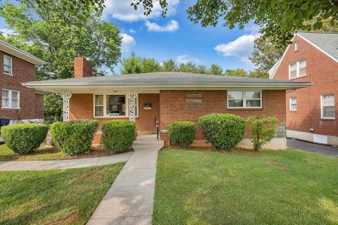 4617 Delray St NW, Roanoke, VA 24012