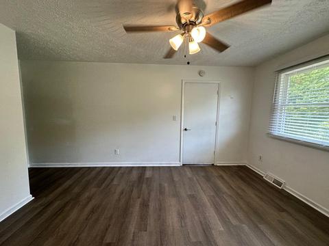 4816 Roger Loop, Pulaski, VA 24301 photo 13
