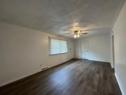 4816 Roger Loop, Pulaski, VA 24301 photo 2