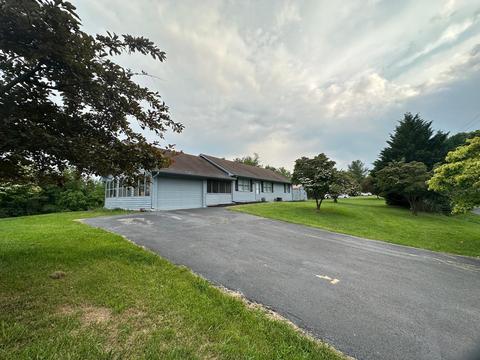 4816 Roger Loop, Pulaski, VA 24301 photo 6