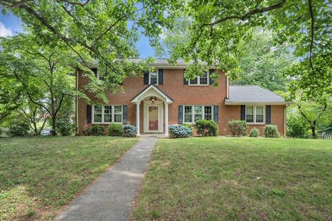 1143 Overland Rd SW, Roanoke, VA 24015