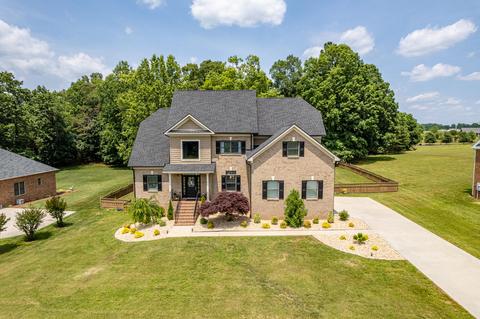 1209 Shasta Ln, Forest, VA 24551