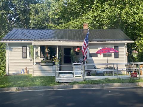 1224 Top Street St, Martinsville, VA 24112