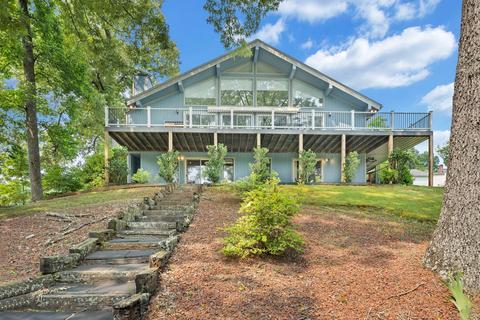 29 Crescent Ln, Wirtz, VA 24184