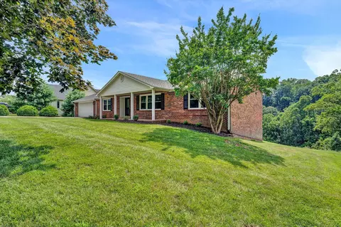 235 Cambridge Ct, Hardy, VA 24101