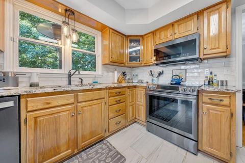 111 View Dr, Goodview, VA 24095 photo 4