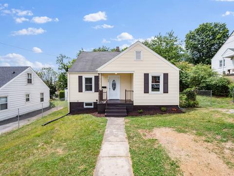 712 30th St NW, Roanoke, VA 24017