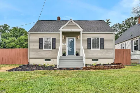 2206 Courtland Rd NE, Roanoke, VA 24012