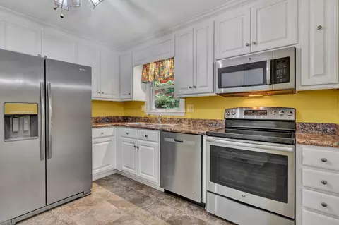 936 Estates Rd SE, Roanoke, VA 24014 photo 7