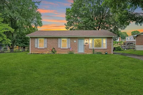 5331 Palm Valley Rd, Roanoke, VA 24019