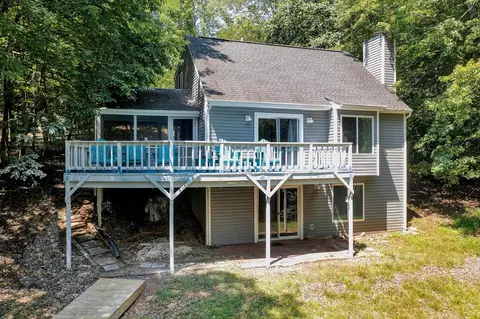 114 Creeden Dr, Moneta, VA 24121
