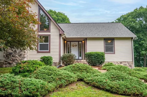 1442 Eagle View Dr NE, Pilot, VA 24138 photo 3