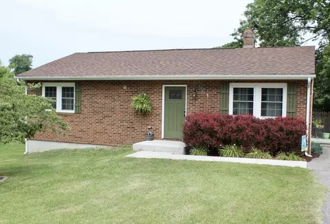 303 Todd St, Radford, VA 24141
