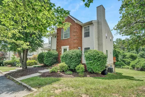7241 Scarlet Oak Dr, Roanoke, VA 24019