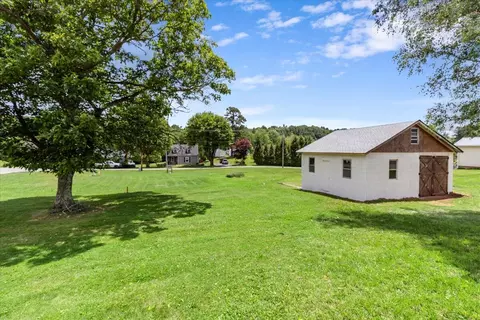 811 E Main St, Floyd, VA 24091 photo 41