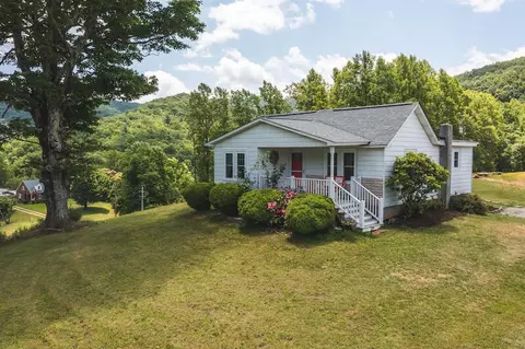 2598 Lone Ivy Rd, Stuart, VA 24171