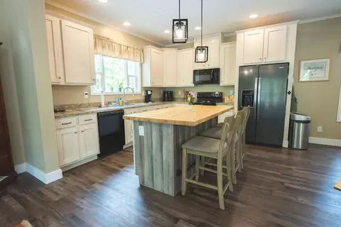 2656 Lone Ivy Rd, Stuart, VA 24171 photo 16