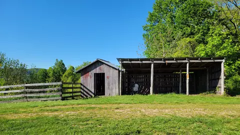 233 Shawnee Hill Trl, Raphine, VA 24472 photo 13