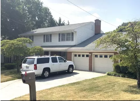 18 Niblick Dr, Salem, VA 24153