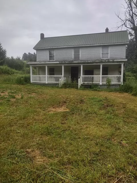 801 Graysville Rd SE, Copper Hill, VA 24079