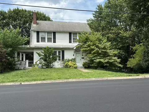 400 E Cleveland Ave, Vinton, VA 24179