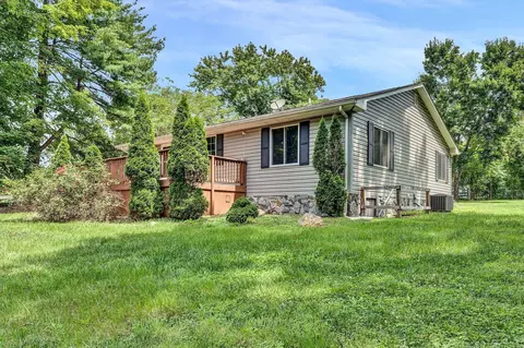 8342 Goodview Rd, Goodview, VA 24095 photo 3