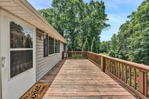 8342 Goodview Rd, Goodview, VA 24095 photo 4