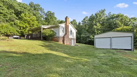 180 Ridgeway Rd, Hardy, VA 24101 photo 2