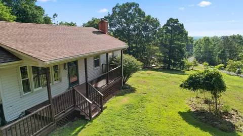 180 Ridgeway Rd, Hardy, VA 24101 photo 3