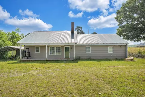 1079 Chase Dr, Moneta, VA 24121