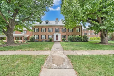 2425 Longview Ave SW #24, Roanoke, VA 24014