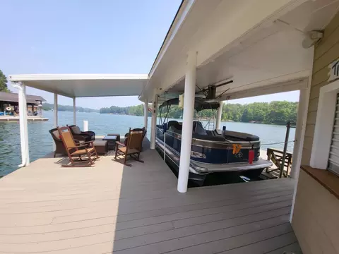 71 Windtree Point Dr, Moneta, VA 24121 photo 11