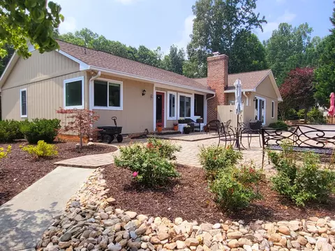 71 Windtree Point Dr, Moneta, VA 24121 photo 2