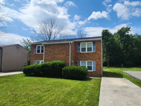 6862 Wood Haven Rd, Roanoke, VA 24019