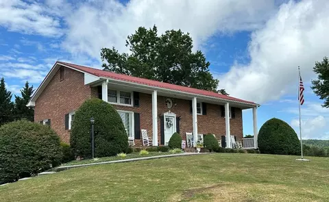6336 N Barrens Rd, Roanoke, VA 24019