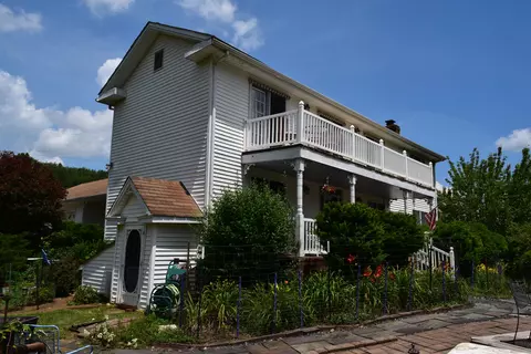 369 Wild Cherry Rd NE, Pilot, VA 24138 photo 2