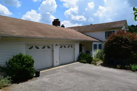 369 Wild Cherry Rd NE, Pilot, VA 24138