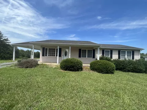 1550 Dry Bridge Rd, Chatham, VA 24531