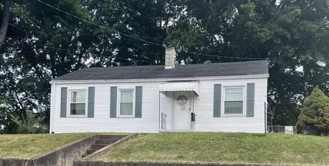 833 Wertz Rd NE, Roanoke, VA 24012