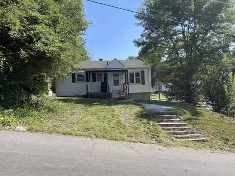 3901 Maine Ave NW, Roanoke, VA 24017