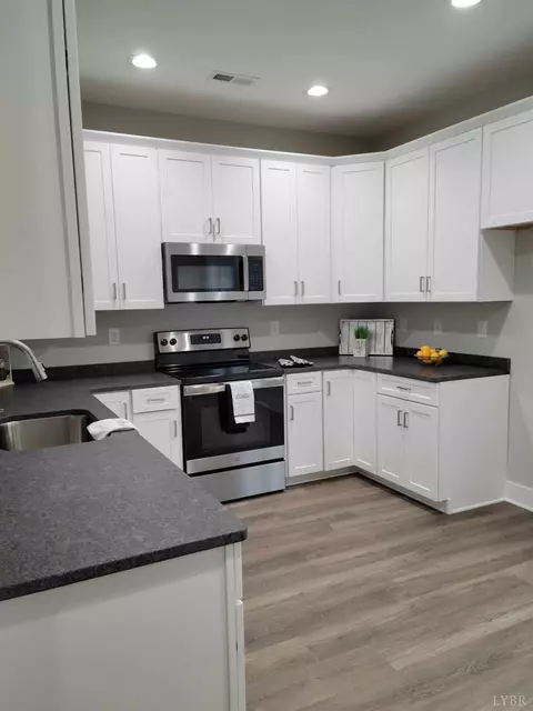 Kitchen - 281 Sable Rd, Evington, VA 24550 photo 2 of 4