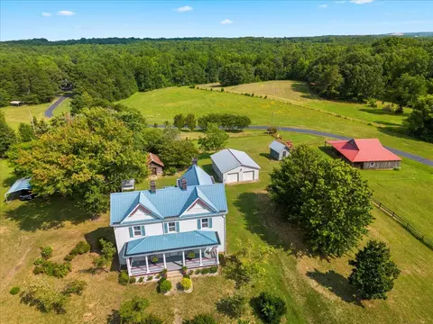 3720 Kentuck Rd, Ringgold, VA 24586