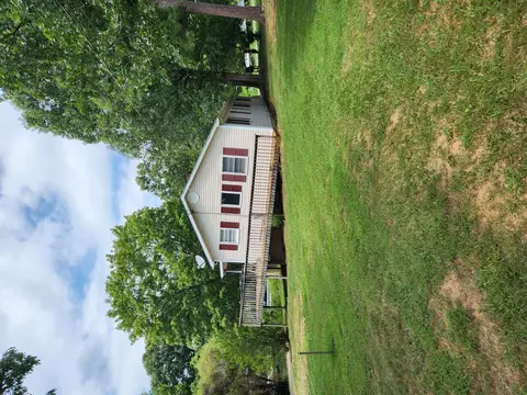 3617 Airport Rd, Moneta, VA 24121