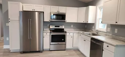 2016 Wallace Ave NE, Roanoke, VA 24012 photo 2
