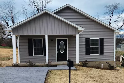 2016 Wallace Ave NE, Roanoke, VA 24012